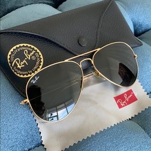 Ray-ban aviator sunglasses great condition